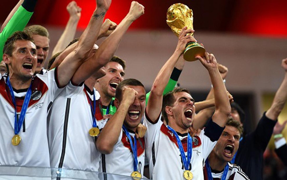 Seleção alemã ergue taça de campeã da Copa do Mundo de 2014; Globo cresce 37% e Band, 58% - Divulgação/Fifa