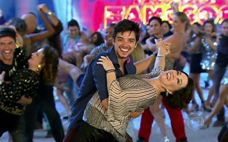 Rodrigo Simas e Christiane Torloni dançam em gravação de vinheta da Dança dos Famosos, em 2013 - Reprodução/TV Globo