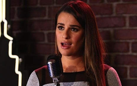 A atriz Lea Michele canta em cena da série Glee, exibida pela Fox - Divulgação/Fox