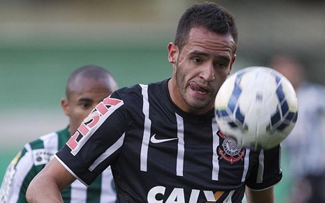 O meia corintiano Renato Augusto domina bola contra o Coritiba em partida que rendeu só 13 pontos à Globo - Daniel Augusto Jr./Ag. Corinthians