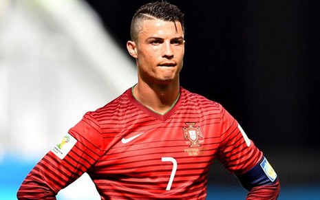 O atacante português Cristiano Ronaldo em jogo contra Gana pela Copa do Mundo de 2014, no Brasil - Divulgação/Fifa