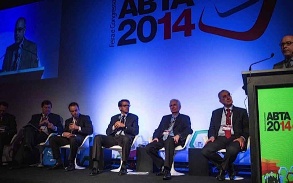Participantes de painel da ABTA 2014 que discutiu a pirataria de sinal de TV por assinatura - Dri Spacca/Noticias da TV