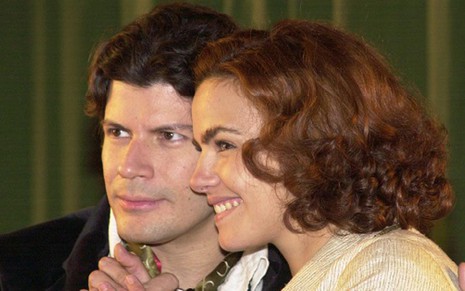 O cantor Paulo Ricardo e a atriz Ana Paula Arósio em Esperança, novela da Globo exibida em 2002 - João Miguel Júnior/TV Globo
