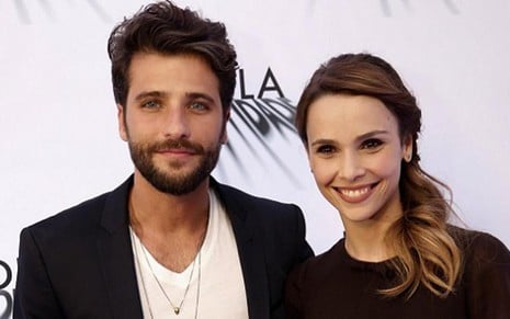 Bruno Gagliasso e Débora Falabella protagonizam a série Dupla Identidade, da TV Globo - AGNEWS