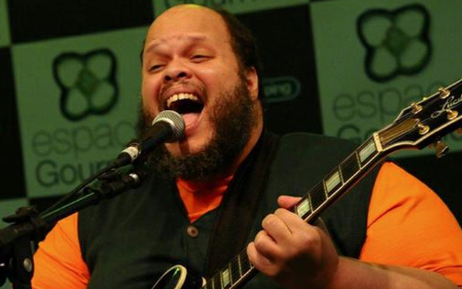 O cantor Ed Motta, que reclamou durante gravação do Globo de Ouro, produzido pelo canal pago Viva - AGNEWS