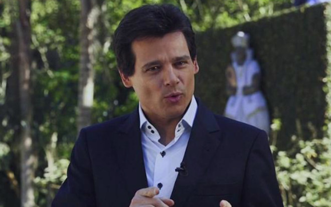 Celso Portiolli apresenta a competição Os Paranormais, novo quadro do Domingo Legal, neste domingo  - Reprodução/SBT