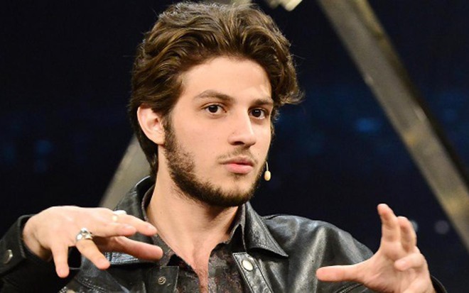O ator Chay Suede participa do Programa do Jô; novo galã da Globo mora de aluguel em bairro nobre de SP - Rogério Lorenzoni/TV Globo