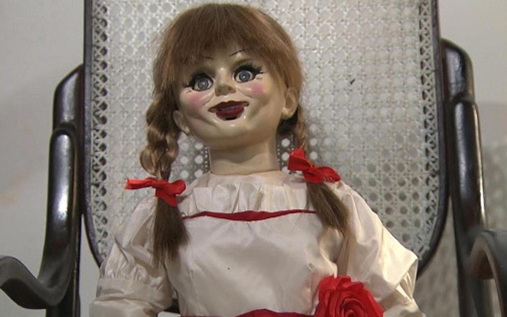 A boneca demoníaca Annabelle, de câmera escondida do Programa Silvio Santos, que derrotou a Globo - Divulgação/SBT