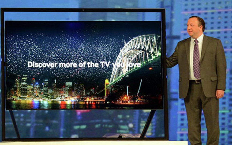 Expositor apresenta TV de 85 polegadas da Samsung; aparelho mais caro do Brasil - Divulgação