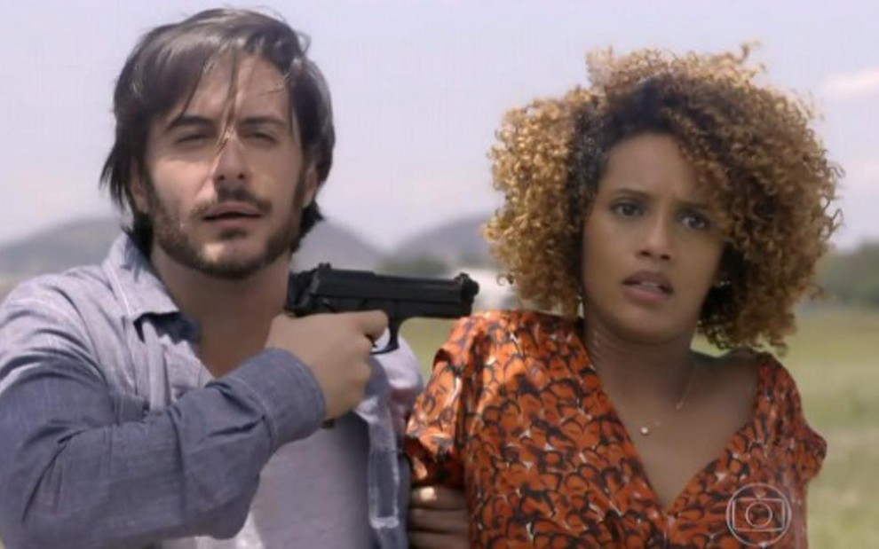 Ricardo Tozzi e Taís Araújo em cena do último capítulo de Geração Brasil, reprisado no sábado (1°) - Reprodução/TV Globo