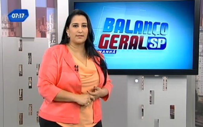 Fabíola Gadelha no Balanço Geral Manhã, nesta segunda-feira (3); programa alavancou a Record - Reprodução/TV Record