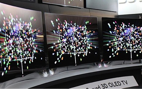 Lançadas em 2013, as TVs de LED de tela curva custavam R$ 17 mil; hoje, há modelos a partir de R$ 4.200 - Divulgação