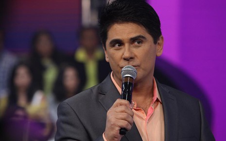César Filho durante o Teleton de 2014, no SBT; ele apresentará um novo vespertino na Record em 2015 - Edu Moraes/TV Record