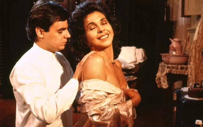 Cássio Gabus Mendes e Betty Faria em cena de Tieta, de 1989; atriz fez duas novelas na sequência - Bazilio Calazans/TV Globo