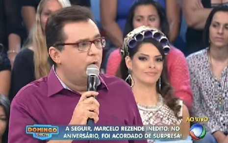 Geraldo Luis e Nuelle Alves (à direita) no Domingo Show, programa sensacionalista da Record - Reprodução
