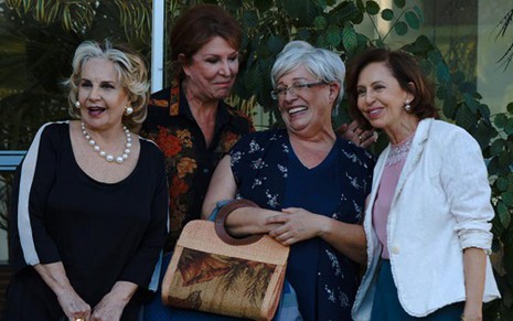 Iris Bruzzi, Claudete Pereira Jorge, Ittala Nandi e Stella Freitas em Manual Prático da Melhor Idade - Reprodução/TV Record