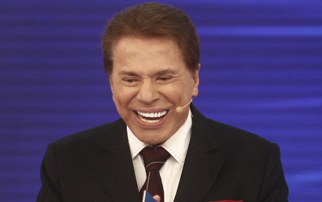 Silvio Santos no programa deste domingo (21); apresentador revelou ter escrito carta ao Papai Noel - Fotos Roberto Nemanis/SBT