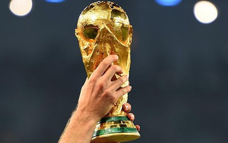 Troféu da Copa do Mundo em exibição no Maracanã na final da competição da Fifa, em 13 de julho - Divulgação/Fifa