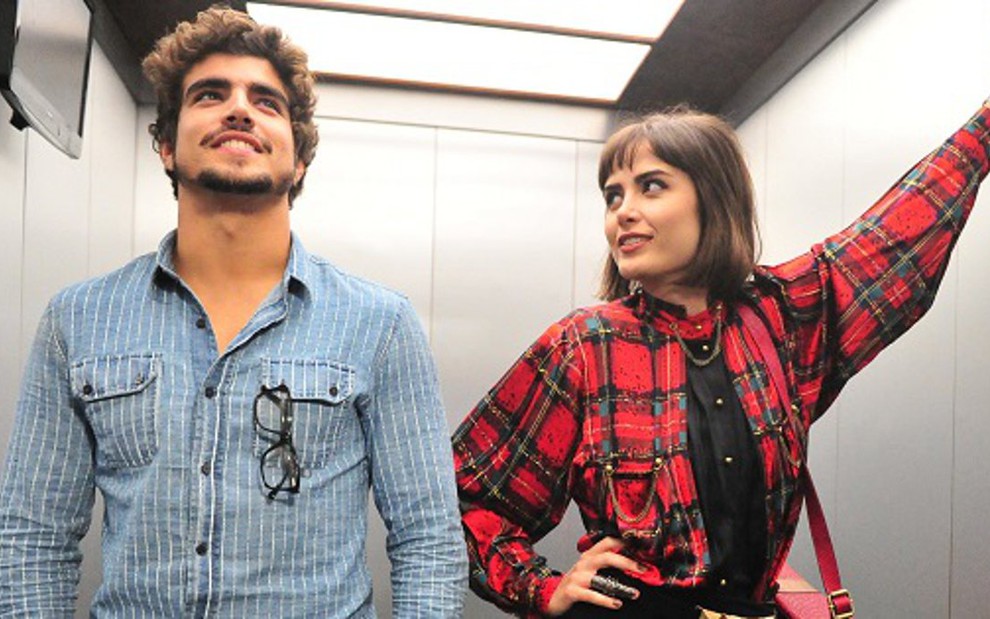 Os atores Caio Castro e Maria Casadevall em cena da novela Amor à Vida, de 2013 - Divulgação/TV Globo