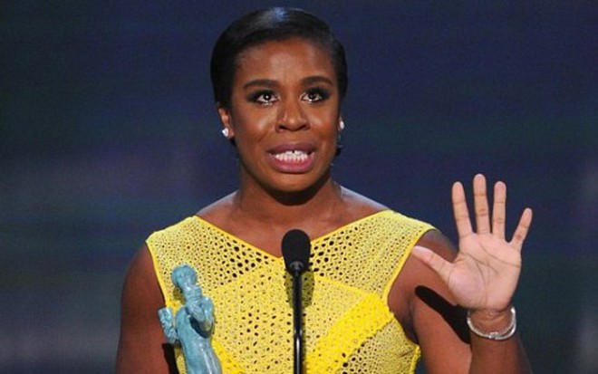 A atriz Uzo Aduba em discurso após receber o SAG Awards 2015 por melhor atriz em série cômica - Reprodução/TNT