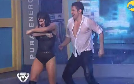 Adabel Guerrero e professor de dança em apresentação na TV argentina de quadro que Gugu fará - Reprodução