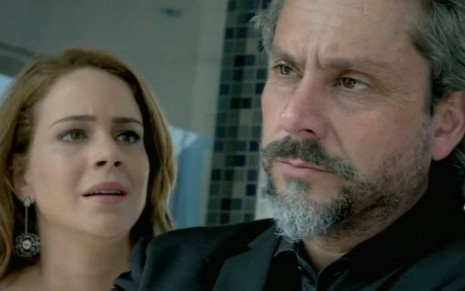 Leandra Leal e Alexandre Nero em cena da novela Império exibida na terça-feira (3) pela Globo - Reprodução/TV Globo