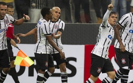 Jogadores do Corinthians celebram quarto gol contra o Once Caldas na pré-Libertadores, na quarta (4) - Daniel Augusto Jr./Ag. Corinthians