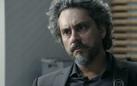 José Alfredo (Alexandre Nero) ficará sabendo do segredo da mulher nos próximos capítulos de Império - Reprodução/TV Globo