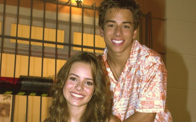 A dupla Sandy & Junior no início dos anos 2000; série homônima voltará ao ar no canal pago Viva - Gianne Carvalho/TV Globo