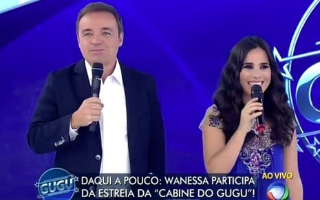 O apresentador Gugu Liberato e a cantora Wanessa Camargo em programa exibido na terça (3) - Reprodução/TV Record