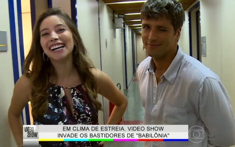 A repórter Marcela Monteiro e o ator Bruno Gagliasso contam os bastidores de Babilônia para o Vídeo Show - Reprodução/TV Globo