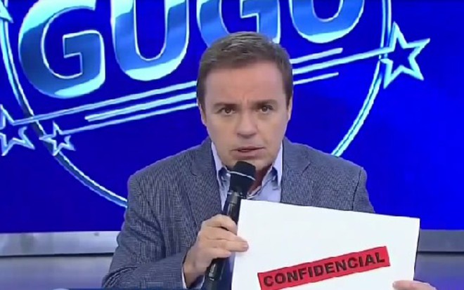 Gugu Liberato no programa da última quinta-feira (19), em que entrevistou o ex-goleiro Bruno - Reprodução/TV Record