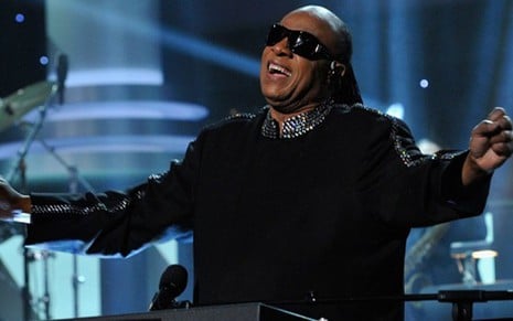 O cantor Stevie Wonder em gravação de especial do Grammy, em fevereiro, que a TNT exibe hoje - Divulgação/Grammy