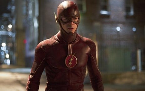 O ator Grant Gustin interpreta o herói superveloz Flash, em série homônima da Warner - Divulgação/The CW