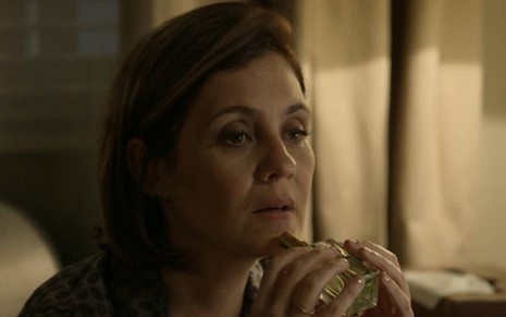 Adriana Esteves em Babilônia; novela da Globo teve a segunda melhor audiência aos sábados - Reprodução/TV Globo