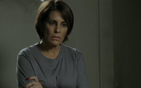 Gloria Pires (Beatriz) em cena da novela das nove da Globo, Babilônia; arquiteta humilha detenta - Reprodução/TV Globo