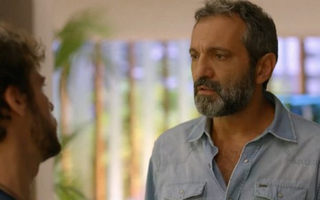 Miguel (Domingos Montagner) vai atrás de Pedro (Jayme Matarazzo), em Sete Vidas, novela das seis - Reprodução/TV Globo
