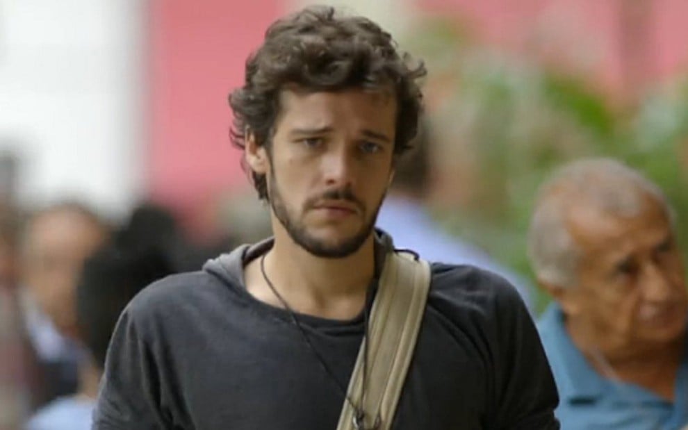 Jayme Matarazzo intepreta Pedro em cena da novela Sete Vidas, trama das seis da Globo - Reprodução/TV Globo