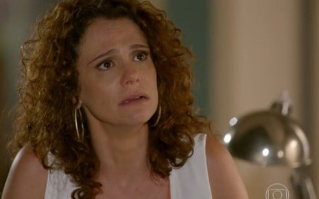 Malu Galli (Irene) em cena de Sete Vidas, novela das seis da Globo; ela levará um fora do ex-marido - Reprodução/TV Globo