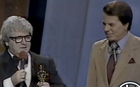Jô Soares e Silvio Santos no Troféu Imprensa de 1988, em que humorista discursou contra a Globo - Reprodução/SBT