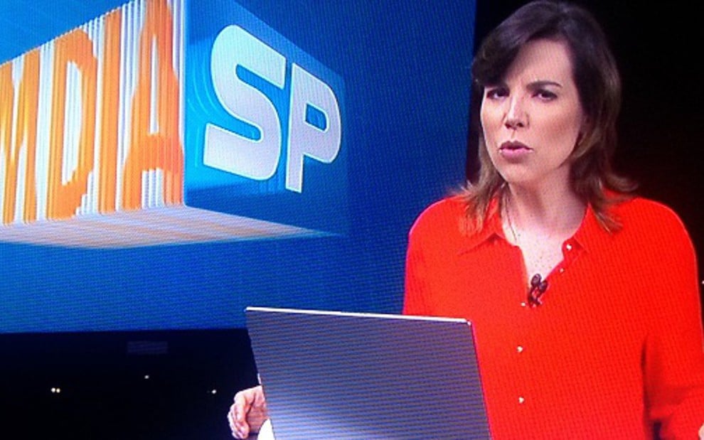 A jornalista Gloria Vanique na abertura do Bom Dia São Paulo desta segunda-feira (8) - Reprodução/TV Globo