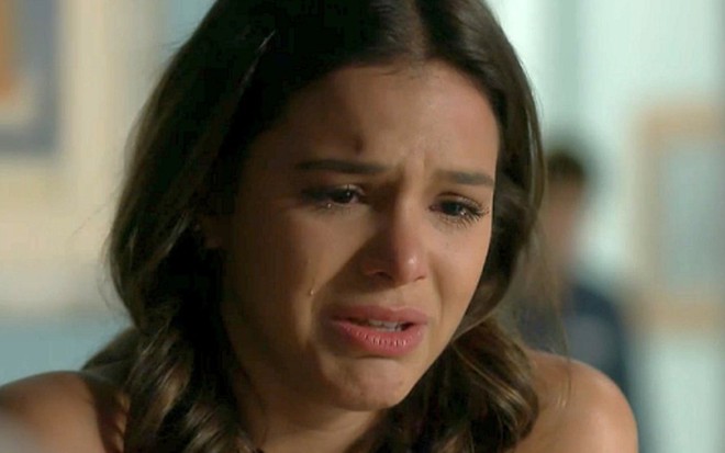 Bruna Marquezine (Mari) em cena de I Love Paraisópolis; mocinha ficará abalada com gravidez da rival - Reprodução/TV Globo
