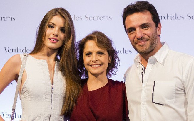 Camila Queiroz, Drica Moraes e Rodrigo Lombardi no lançamento de Verdades Secretas, em maio - Tata Barreto/TV Globo