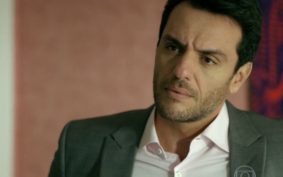 Rodrigo Lombardi é Alex em Verdades Secretas, da Globo; empresário ameaça cortar pensão da ex - Reprodução/TV Globo