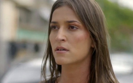 Nat (Maria Joana) segue ordens do vilão para executar plano de vingança em cenas de Malhação - Reprodução/TV Globo