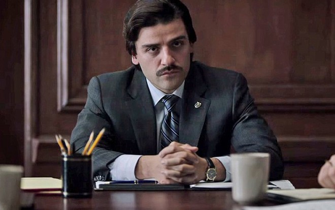 O ator Oscar Isacc encarna o ex-prefeito de Yonkers Nick Wasicsko na minissérie Show Me a Hero - Divulgação/HBO