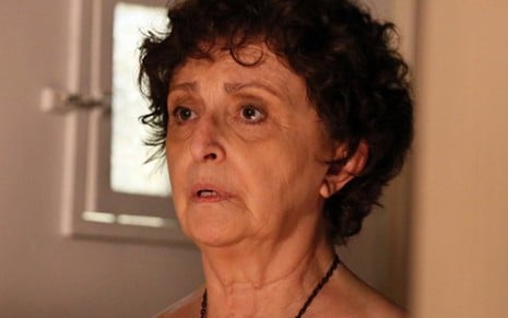 A atriz Ana Lúcia Torre em cena de Verdades Secretas em que Oswaldo declarou que a ama - Reprodução/TV Globo
