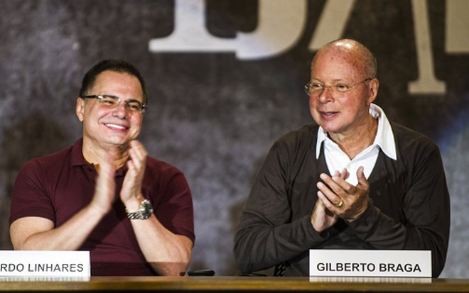 Os autores Ricardo Linhares e Gilberto Braga na apresentação de Babilônia à imprensa, em fevereiro - JOÃO MIGUEL JÚNIOR/TV GLOBO