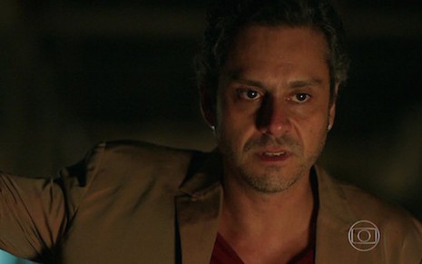 Alexandre Nero (Romero Rômulo) em cena de A Regra do Jogo, novela das nove da TV Globo - Reprodução/TV Globo