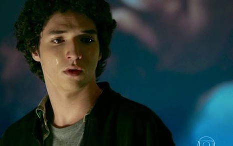 O ator João Vitor Silva (Bruno) em Verdades Secretas, da Globo; jovem dirá que é bissexual - Reprodução/TV Globo